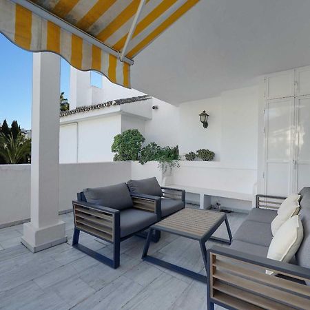 1104 First Line Beach Apartment Golden Beach Pool ماربيا المظهر الخارجي الصورة