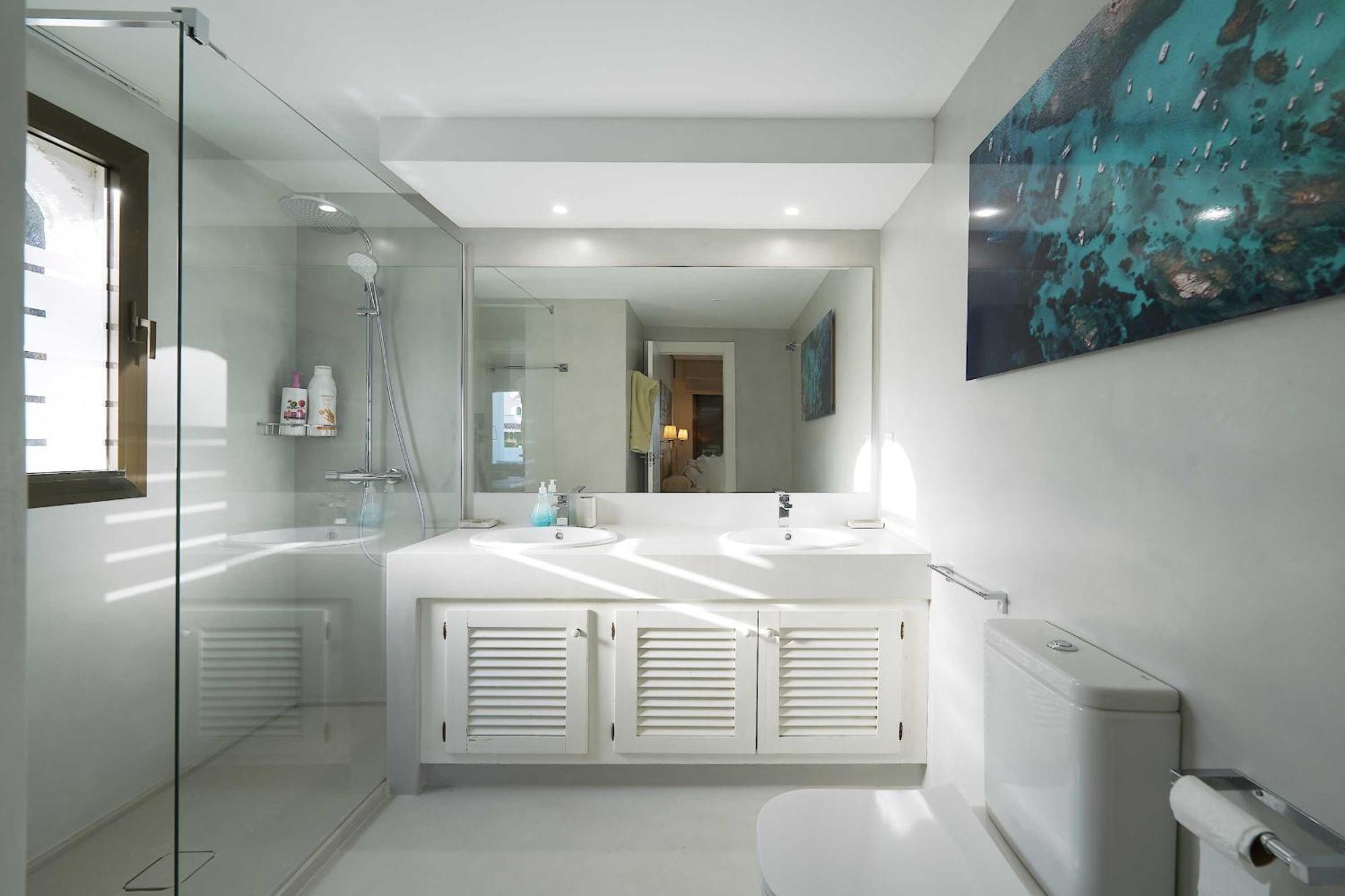 1104 First Line Beach Apartment Golden Beach Pool ماربيا المظهر الخارجي الصورة
